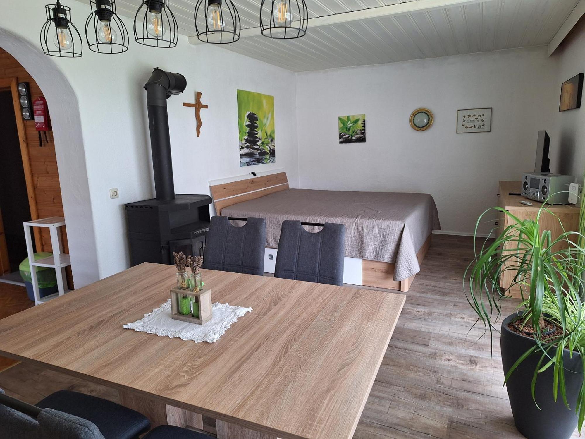 Apartment Eva Sautens Buitenkant foto