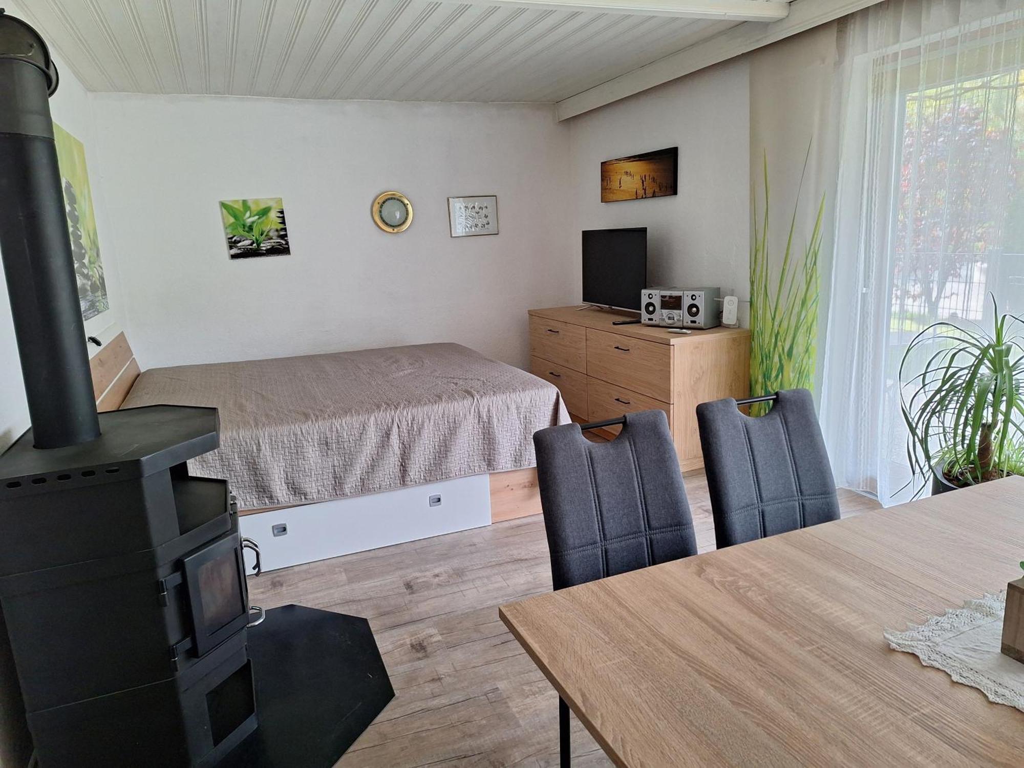 Apartment Eva Sautens Buitenkant foto